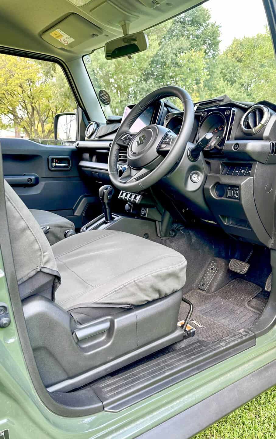 TREAD LITE: Suzuki Jimny GLX 5 Door – 4×4 Hire